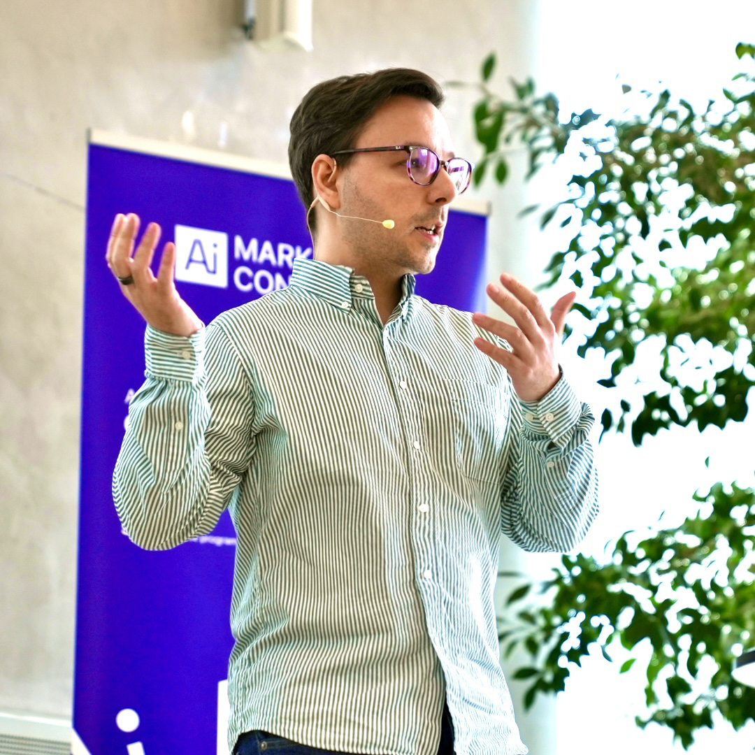 Jonathan Parisi underviser virksomheder i AI